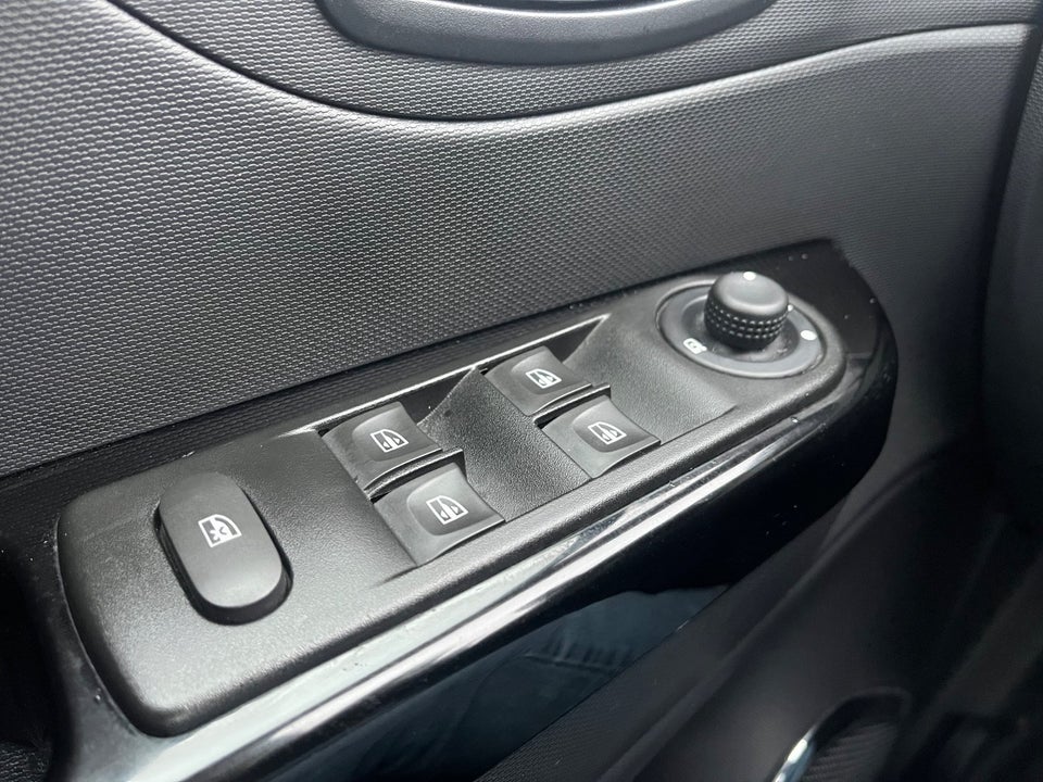 Renault Captur 0,9 TCe 90 Dynamique 5d