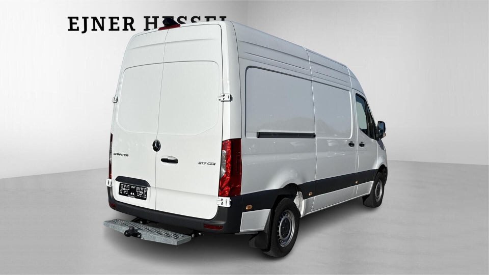 Mercedes Sprinter 317 2,0 CDi A2 Kassevogn PRO aut. RWD