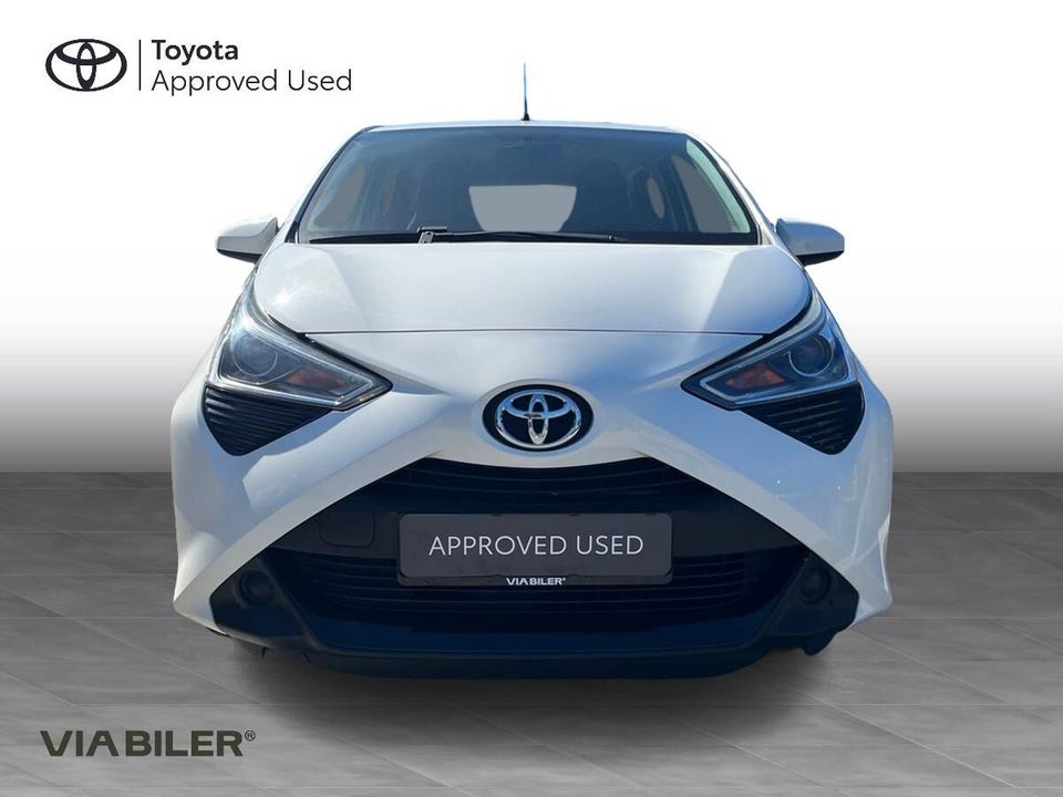 Toyota Aygo 1,0 VVT-i x-plore 5d