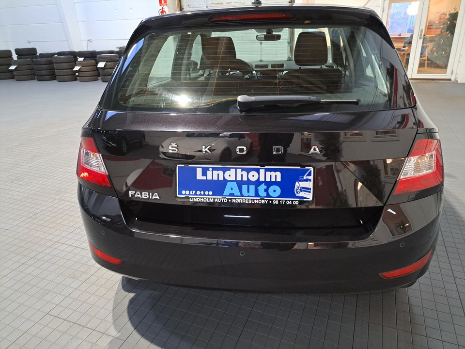 Skoda Fabia 1,0 MPi 60 Ambition 5d