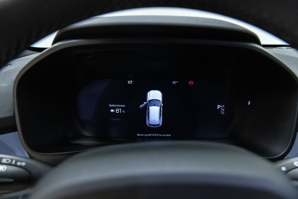 Volvo XC40 ReCharge Extended Range Start 5d