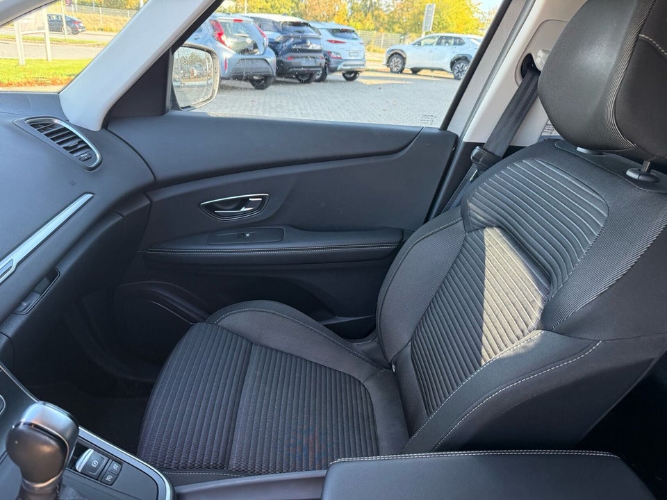 Renault Scenic IV 1,3 TCe 140 Zen EDC 5d