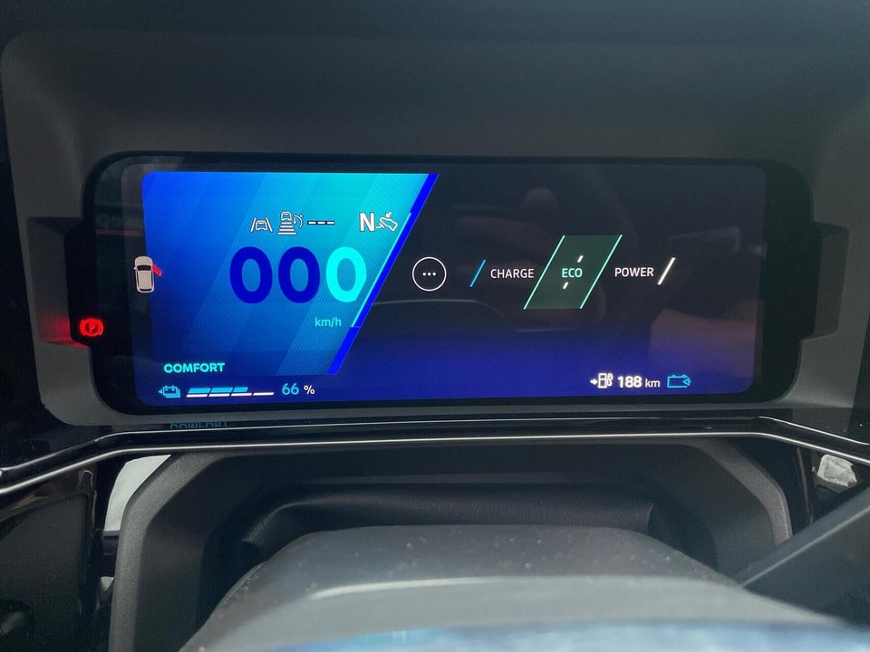 Renault 4 E-Tech 52 Iconic 5d