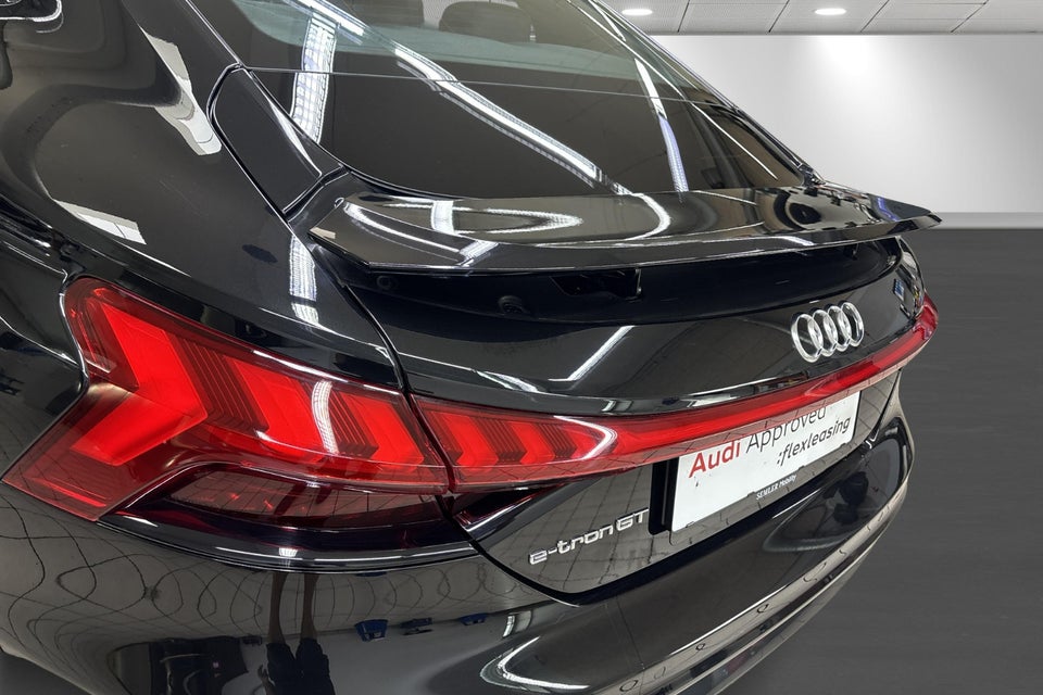 Audi e-tron GT quattro 4d