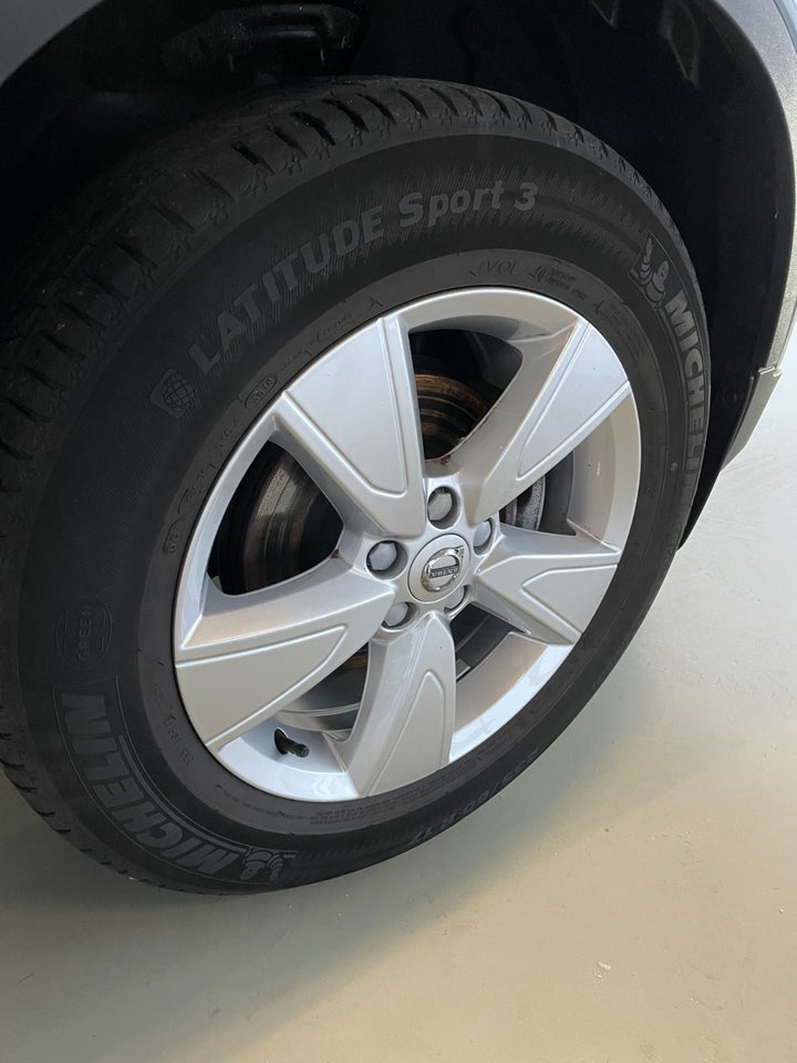 Volvo XC40 1,5 T3 156 5d