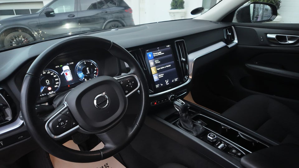 Volvo V60 2,0 D4 190 Momentum aut. 5d