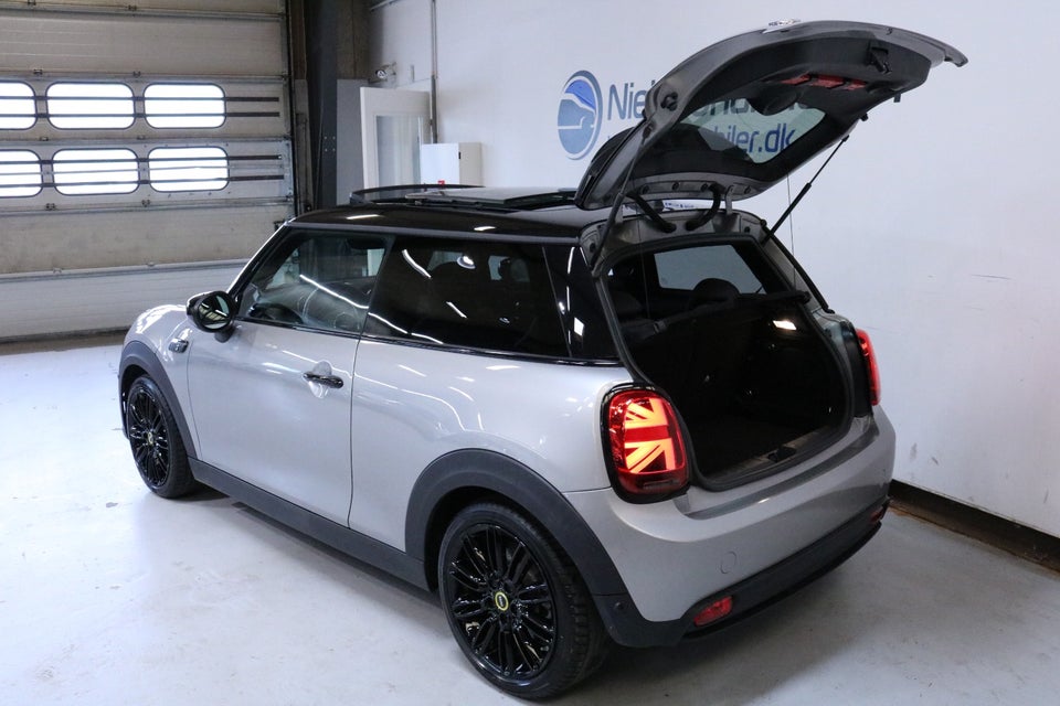 MINI Cooper SE Edition Premium Plus 3d