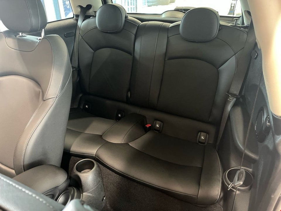 MINI Cooper SE Edition Premium Plus 3d