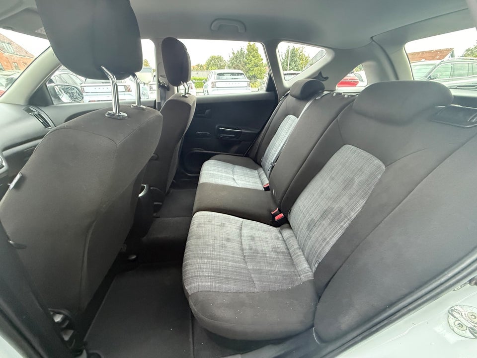 Kia Ceed 1,4 CVVT 105 Motion SW ECO 5d