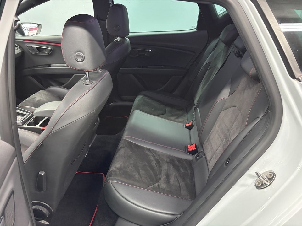 Seat Leon 1,5 TSi 150 FR Black Line DSG 5d