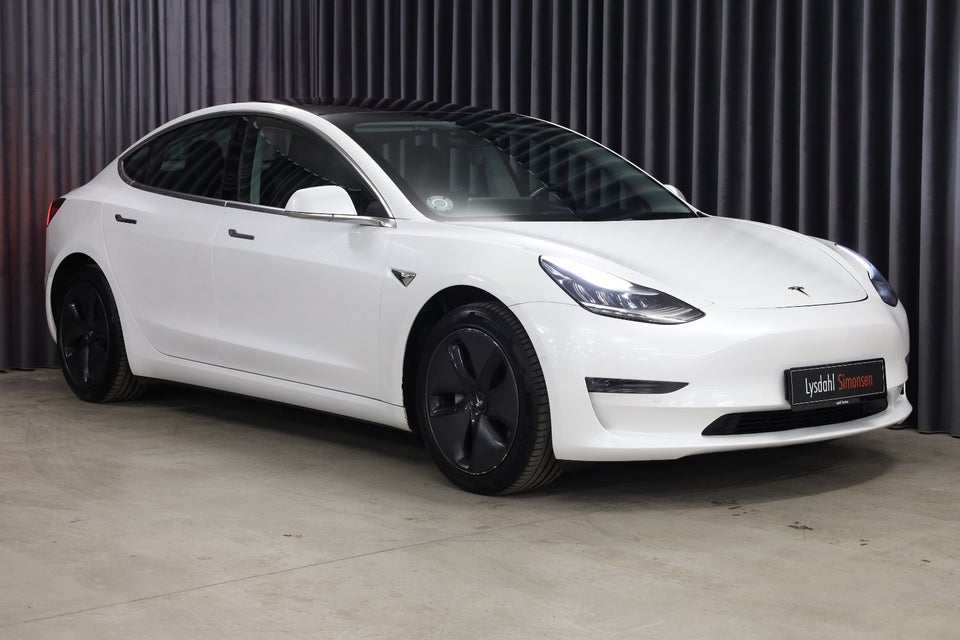 Tesla Model 3 Long Range AWD 4d