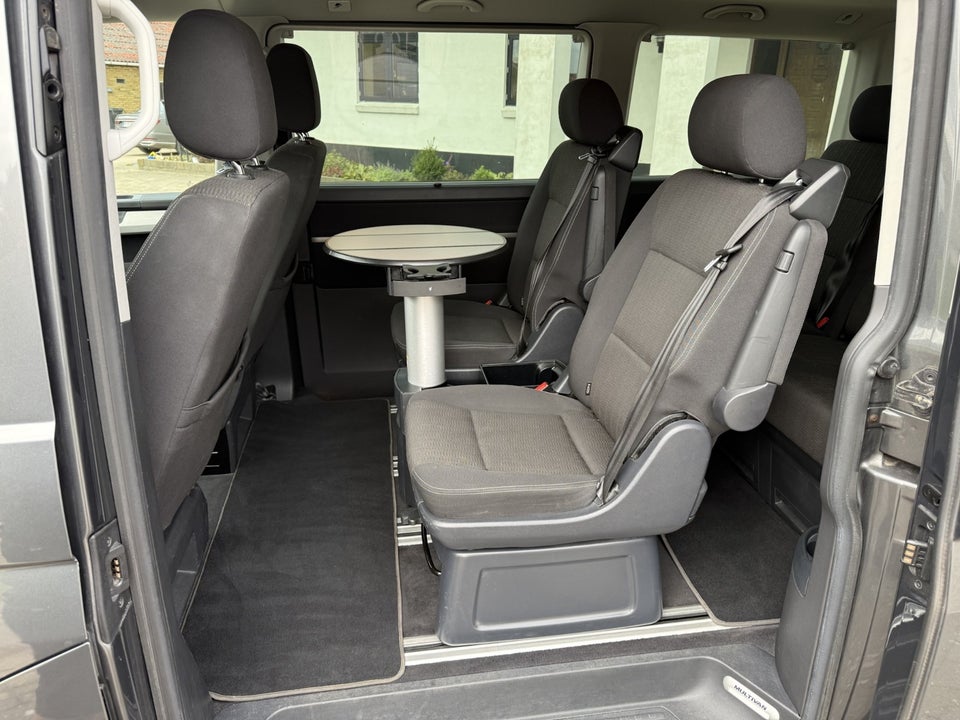 VW Multivan 2,0 TDi 150 Comfortline DSG kort