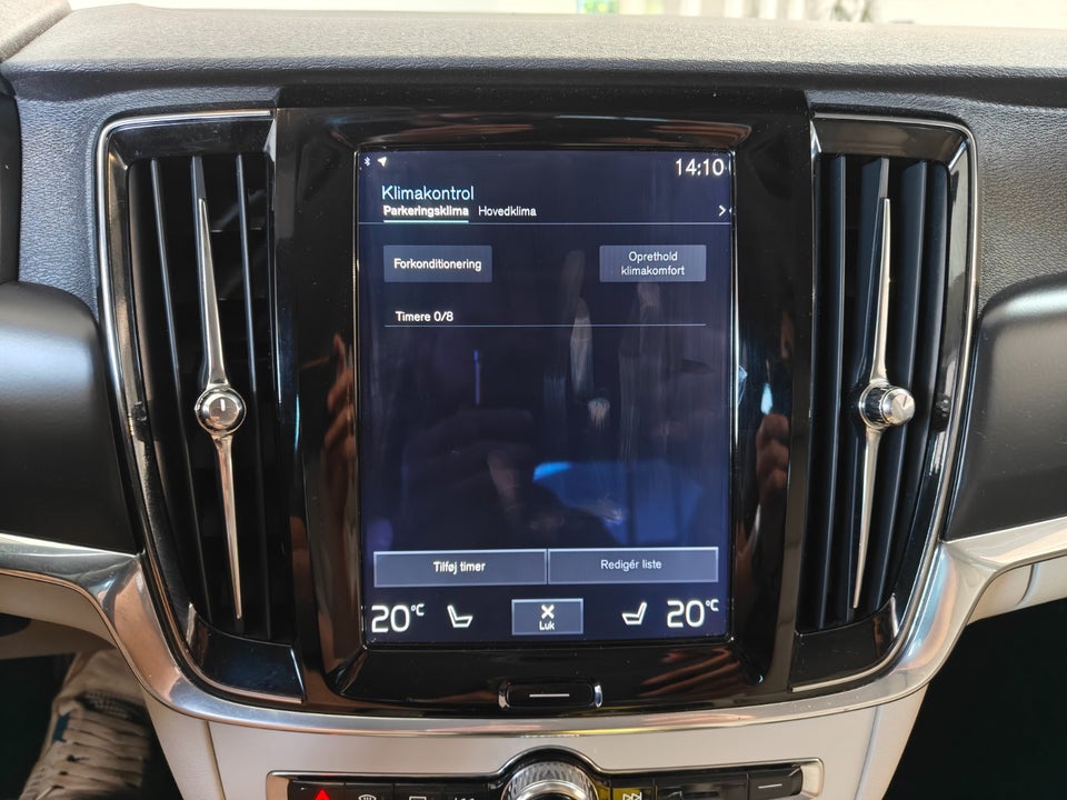 Volvo S90 2,0 D4 190 Momentum aut. 4d