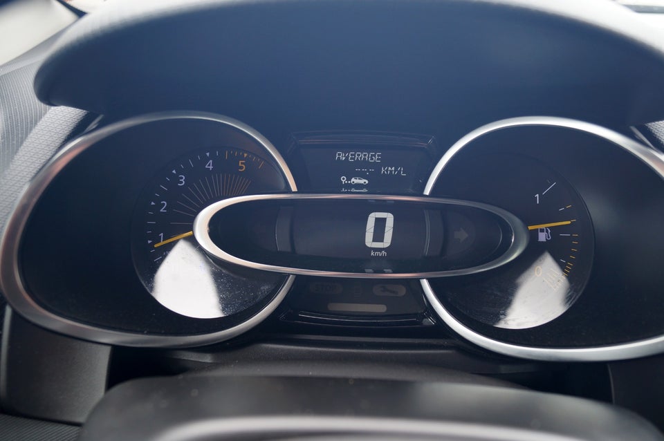 Renault Clio IV 1,5 dCi 75 Expression Sport Tourer 5d