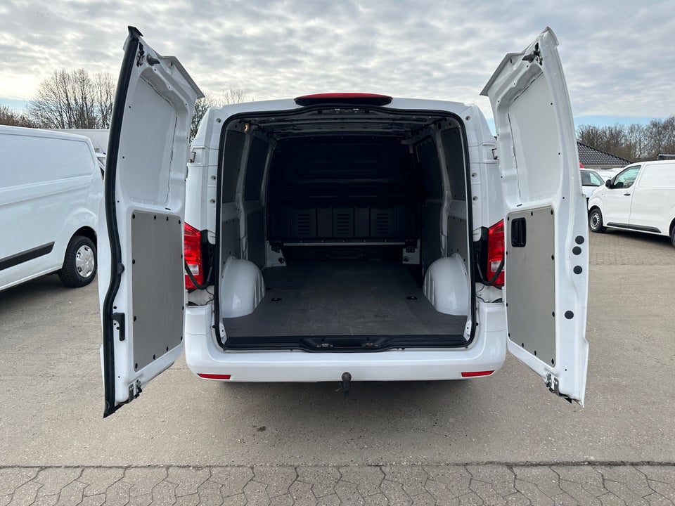 Mercedes Vito 114 2,0 CDi Kassevogn aut. L RWD