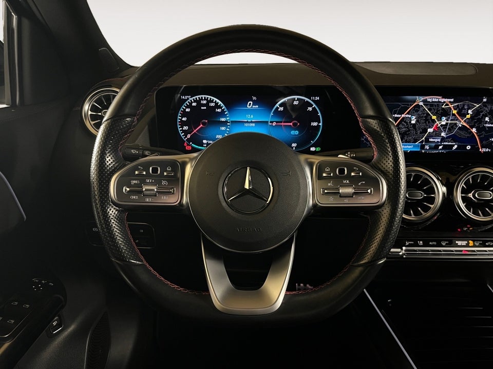 Mercedes EQA250 AMG Line 5d