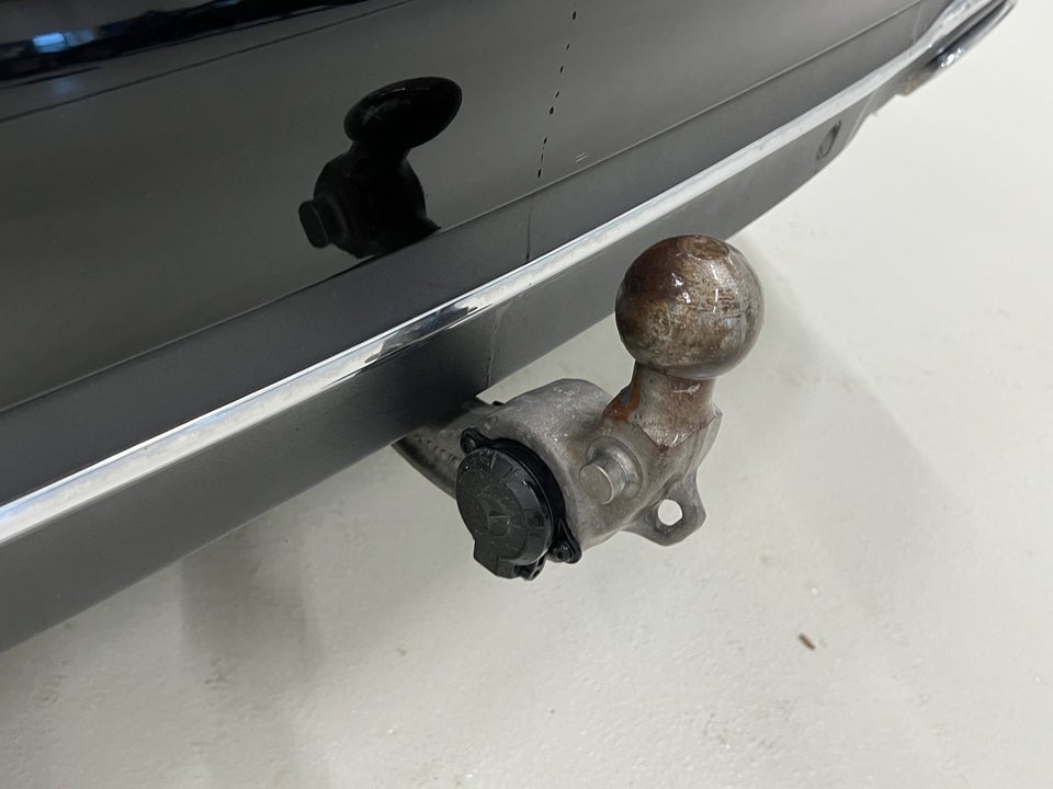 Mercedes E220 d 2,0 Avantgarde stc. aut. 5d