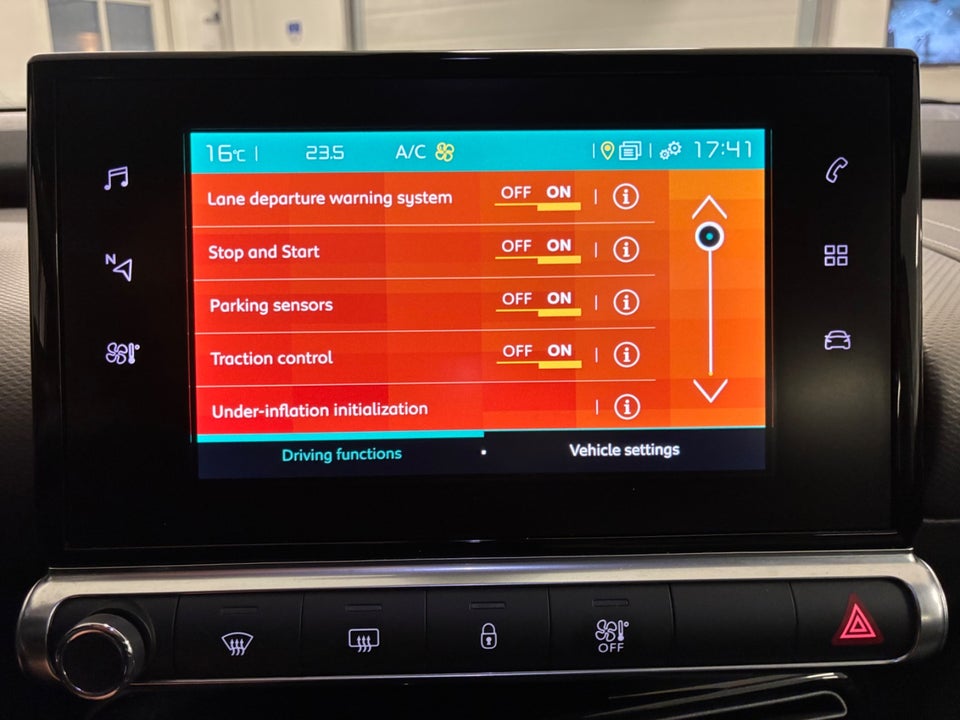 Citroën C4 Cactus 1,2 PureTech 110 SkyLine 5d