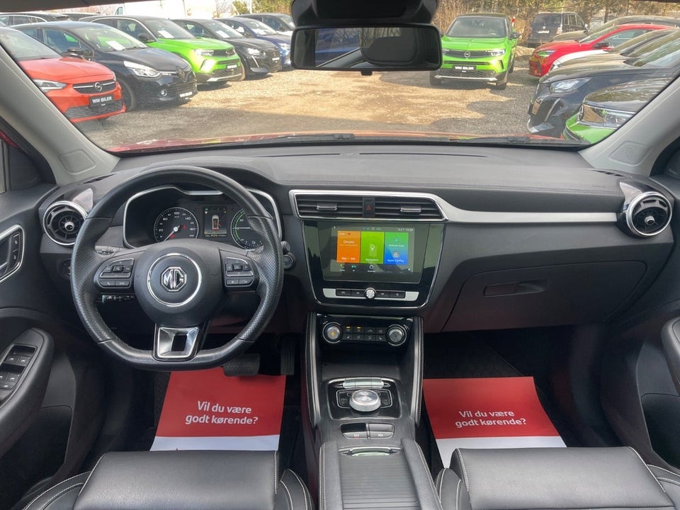 MG ZS EV Luxury 5d