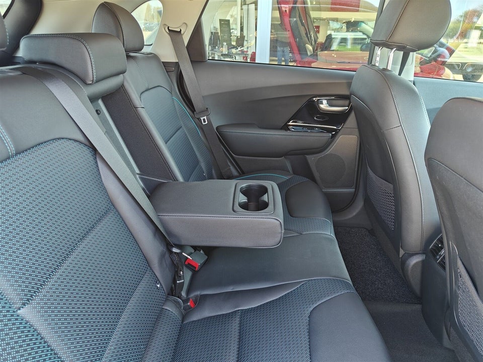 Kia e-Niro 64 Advance 5d