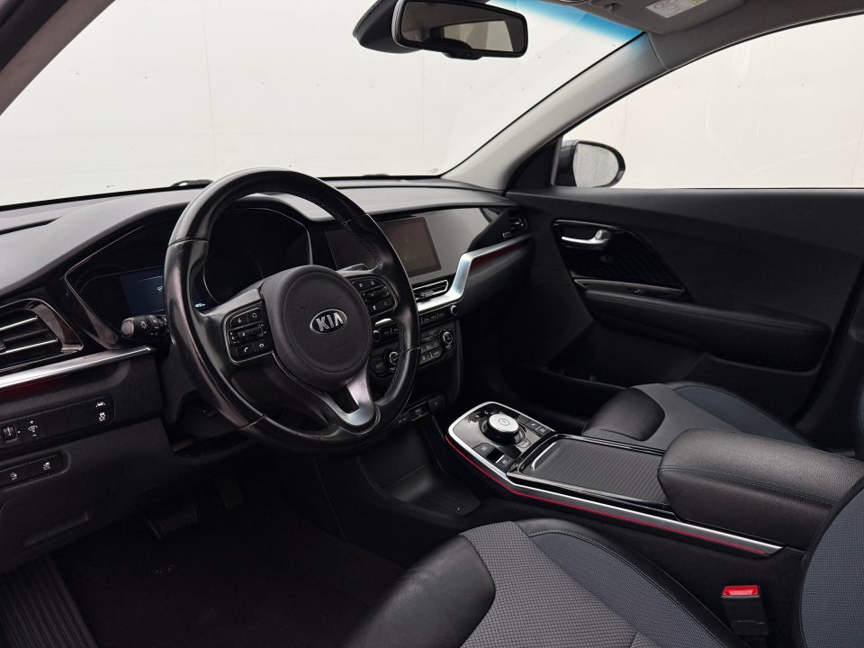 Kia e-Niro 64 Advance 5d