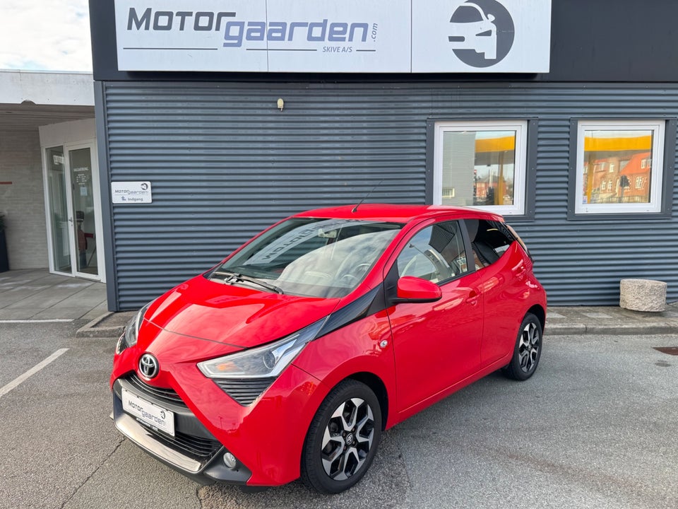 Toyota Aygo 1,0 VVT-i x-press 5d