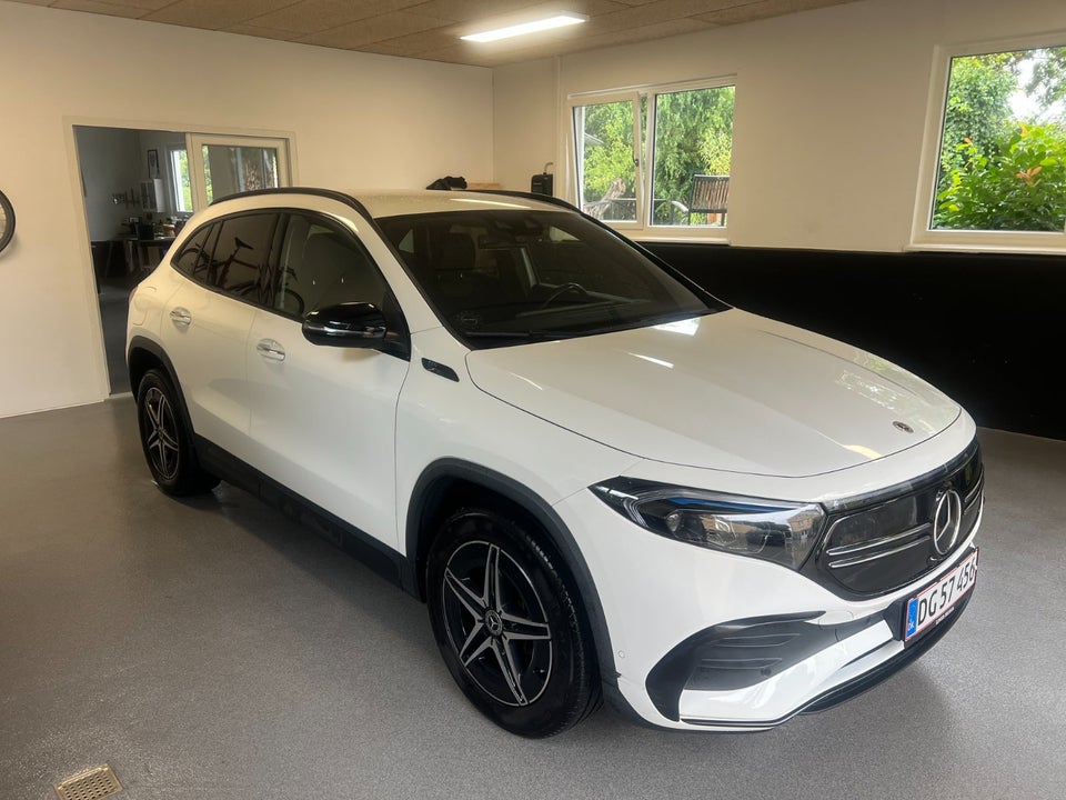 Mercedes EQA350 4Matic 5d