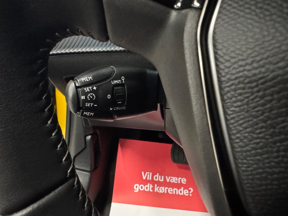 Peugeot e-208 50 Allure 5d