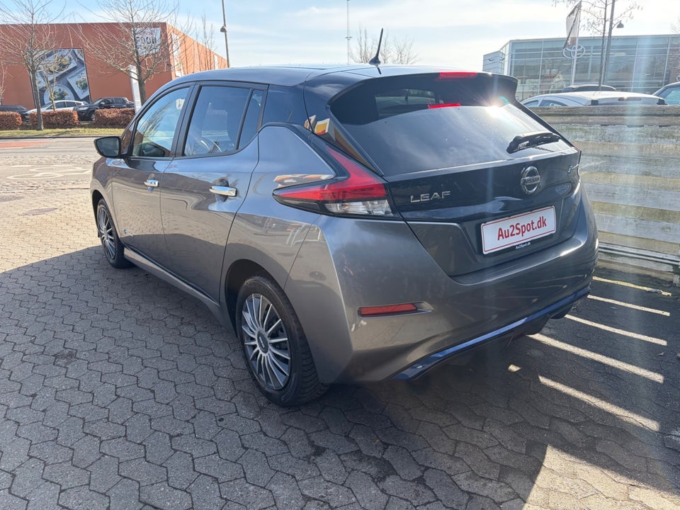 Nissan Leaf 40 Acenta 5d