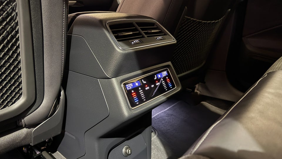 Audi e-tron 55 S-line quattro 5d