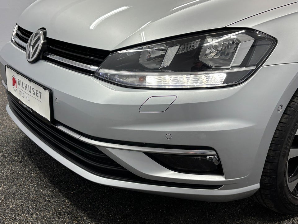 VW Golf VII 1,6 TDi 115 IQ.Drive DSG 5d