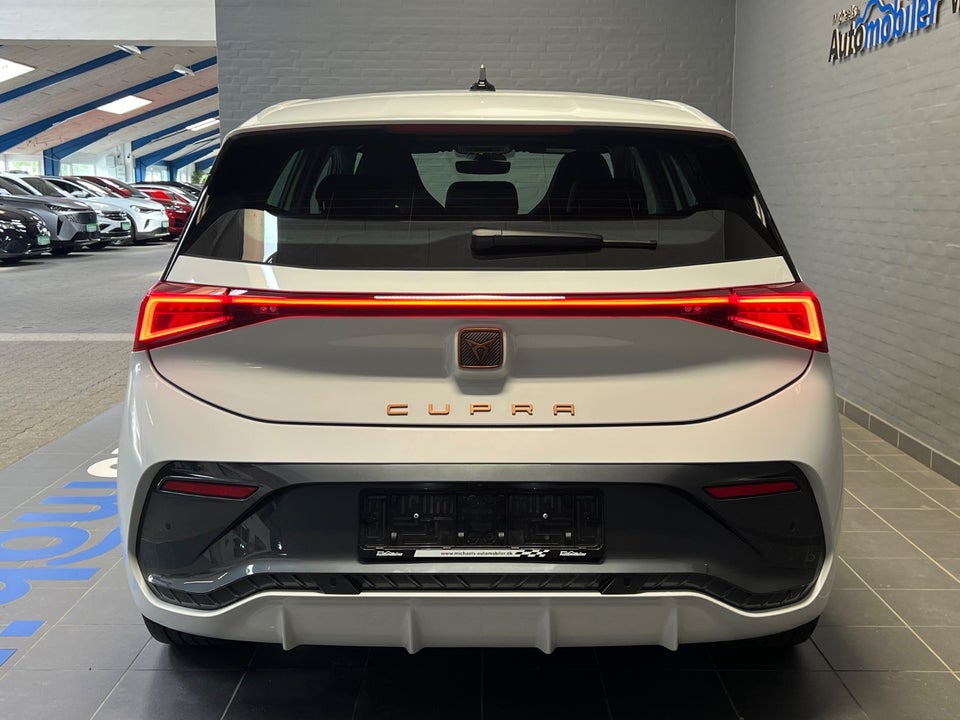Cupra Born 58 e-Boost Business Edition 5d