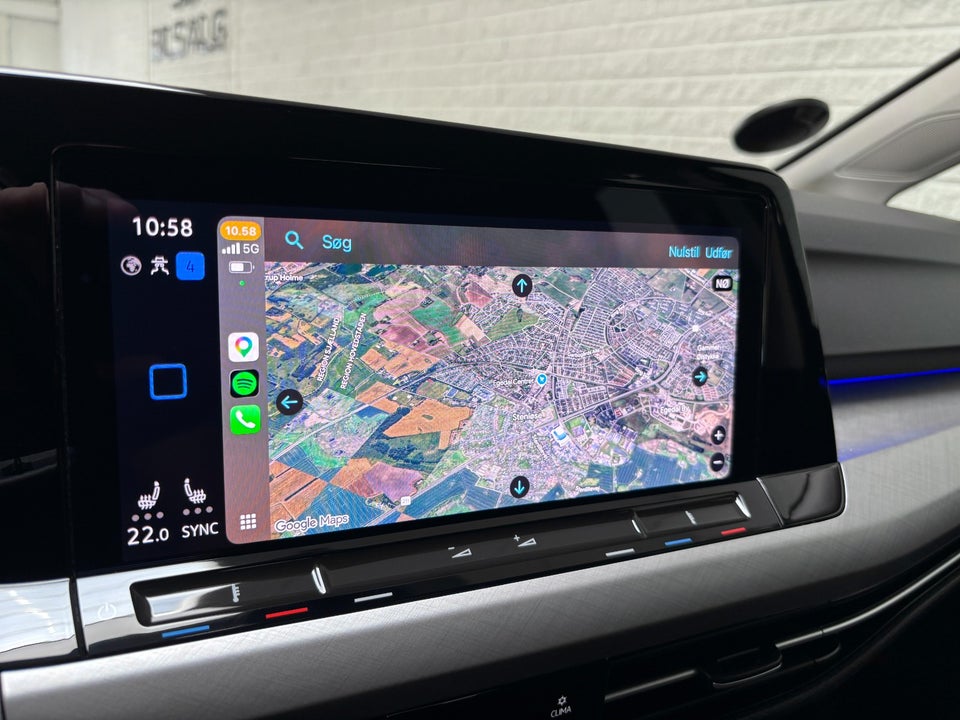 VW Golf VIII 1,5 eTSi 130 Life DSG 5d