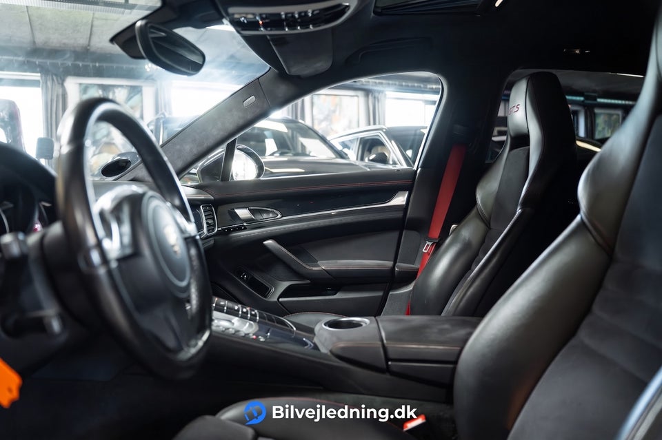Porsche Panamera GTS 4,8 PDK 5d