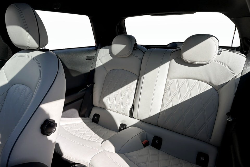 MINI Cooper SE Maximise 3d