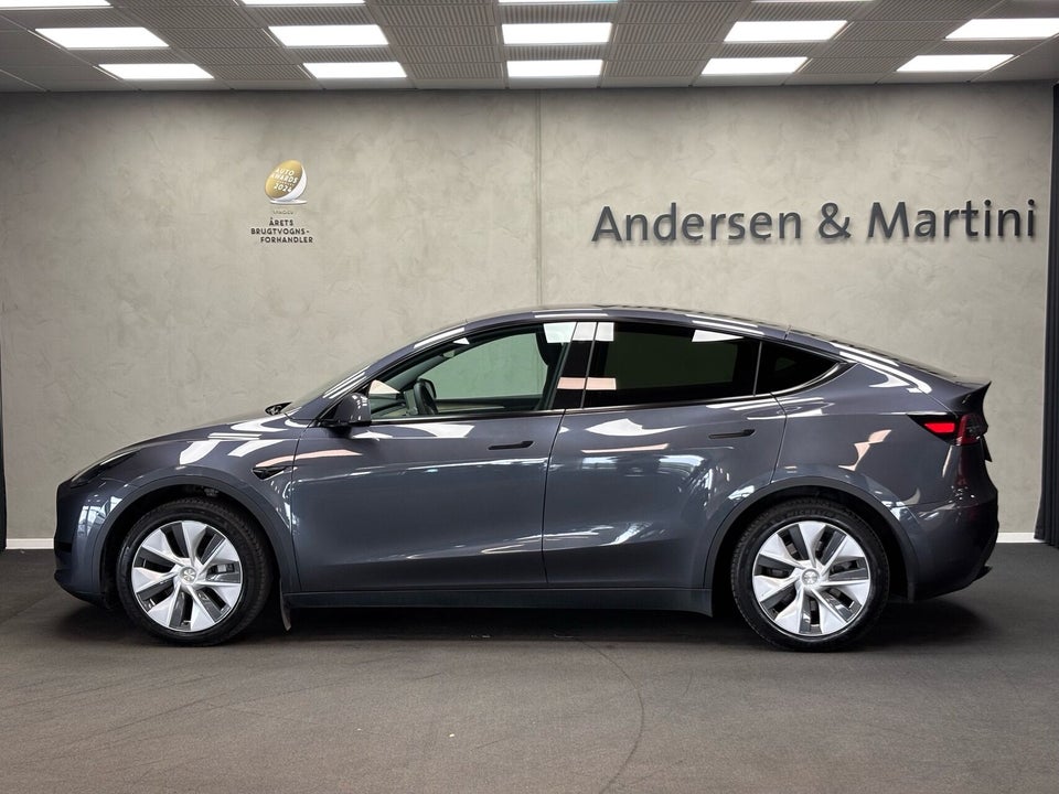 Tesla Model Y RWD 5d