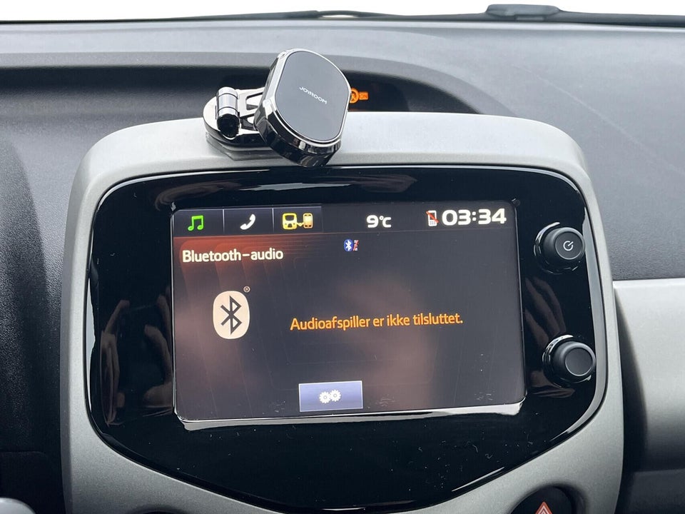 Toyota Aygo 1,0 VVT-i x-play x-shift 5d