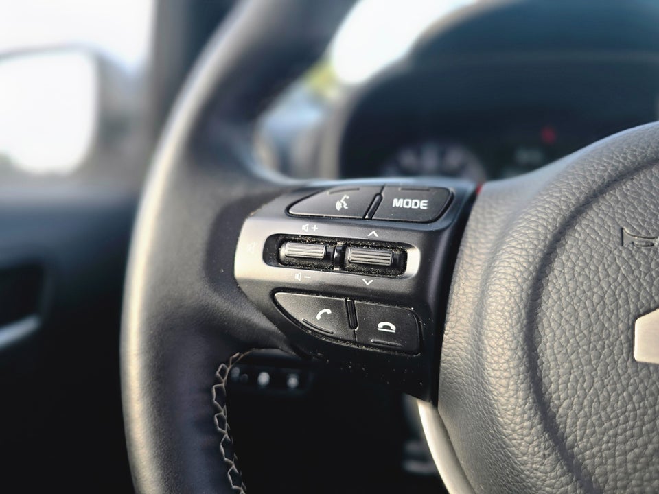 Kia Picanto 1,0 Prestige Upgrade 5d