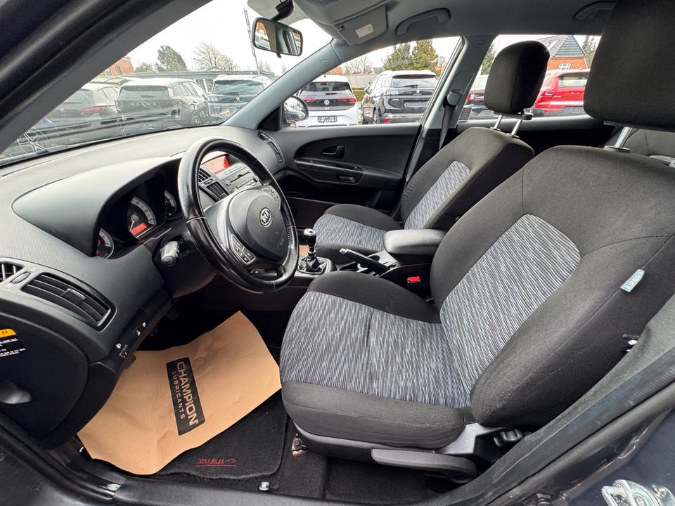 Kia Ceed 1,4 CVVT Active SW 5d