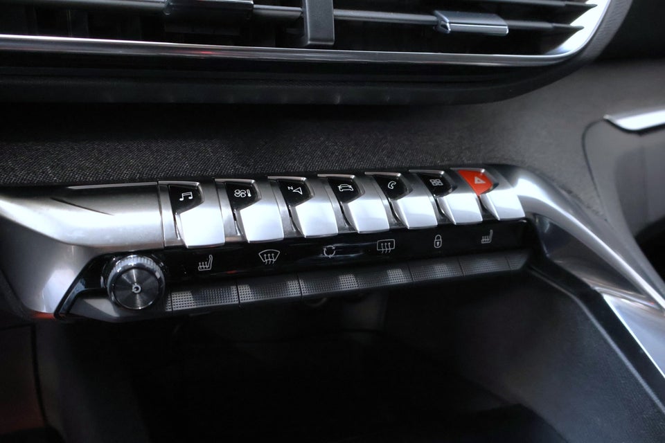 Peugeot 5008 1,5 BlueHDi 130 Allure 7prs 5d