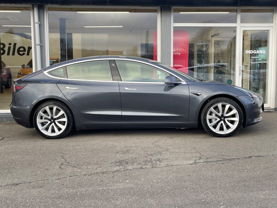 Tesla Model 3 Performance AWD 4d