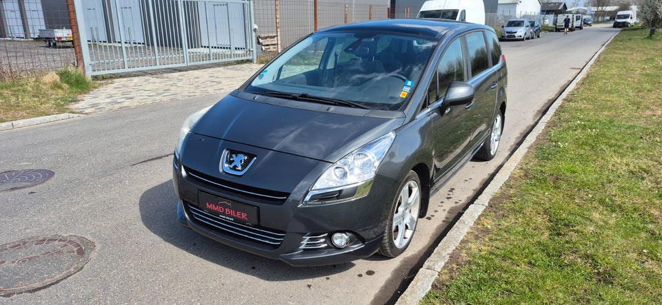 Peugeot 5008 2,0 HDi 150 Premium 7prs 5d