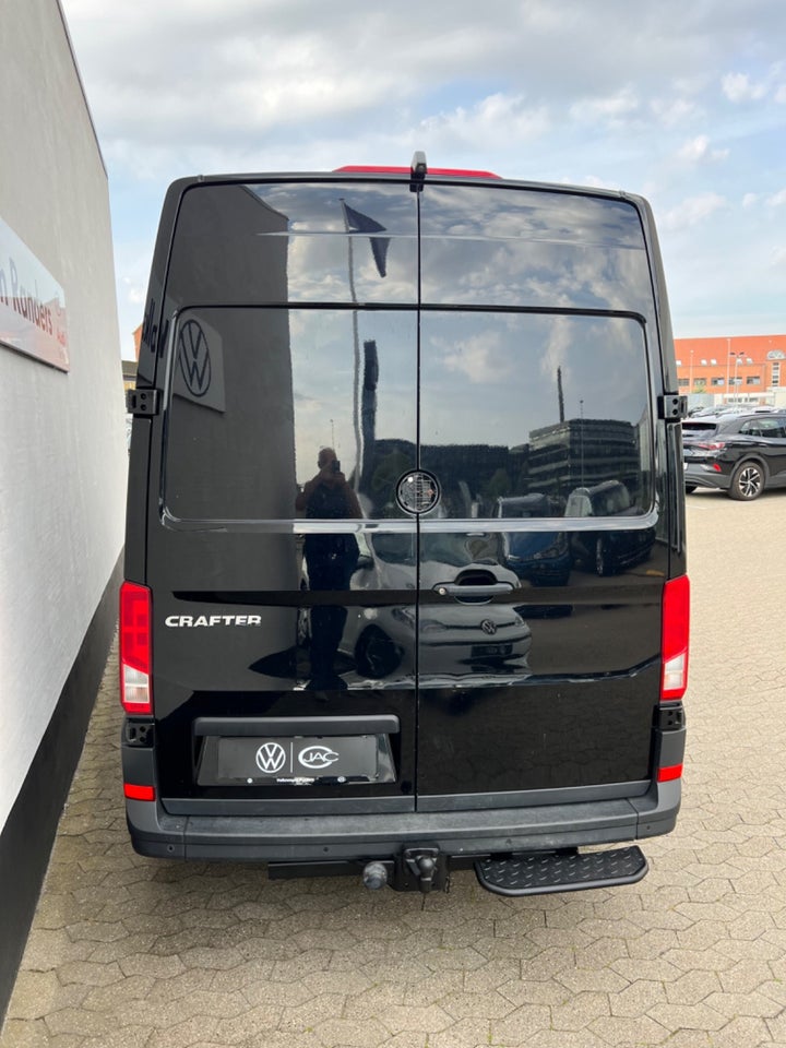 VW Crafter 35 2,0 TDi 177 Kassevogn L3H3 aut.