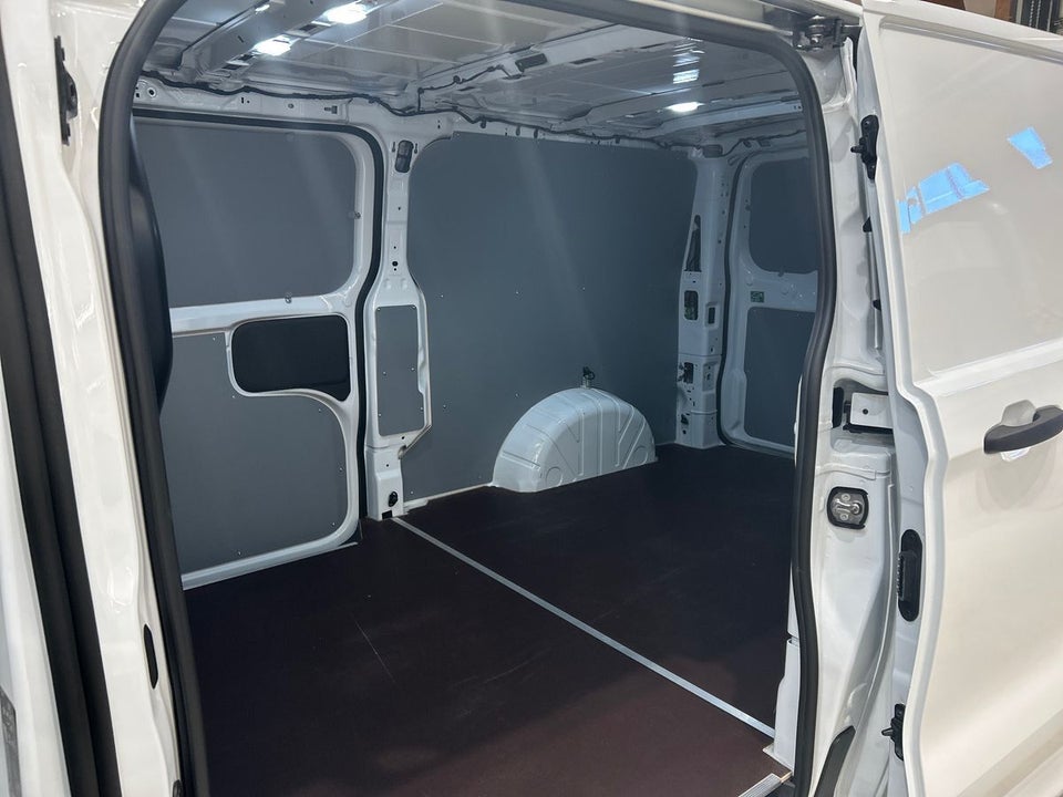 Ford Transit Custom 320L 2,0 EcoBlue Trend aut.
