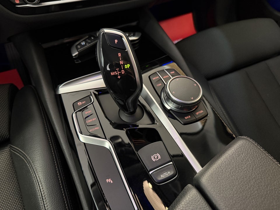 BMW 530i 2,0 Sport Line aut. 4d