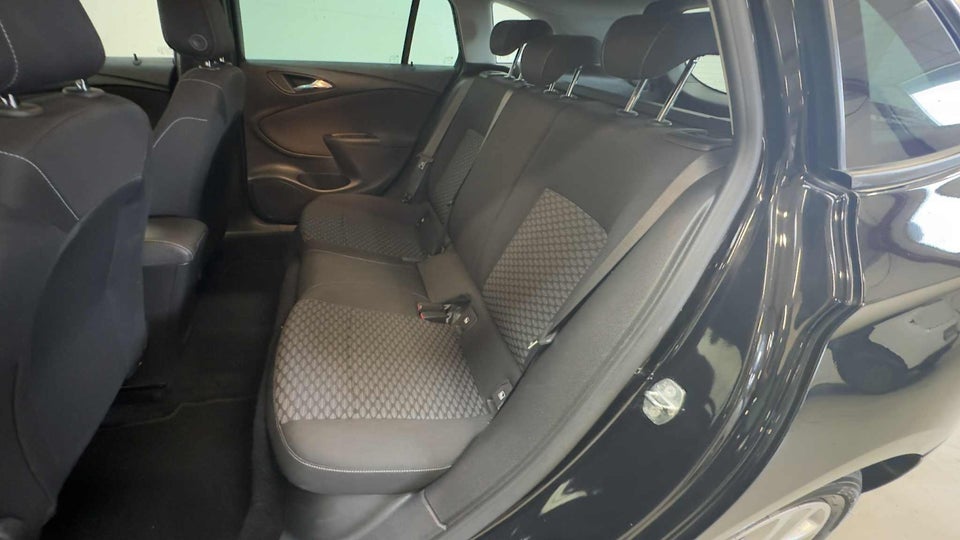 Opel Astra 1,0 T 105 Enjoy Sports Tourer 5d