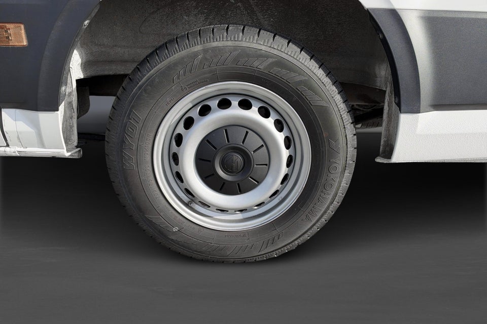 VW Crafter 35 2,0 TDi 177 Kassevogn L3H2 aut.