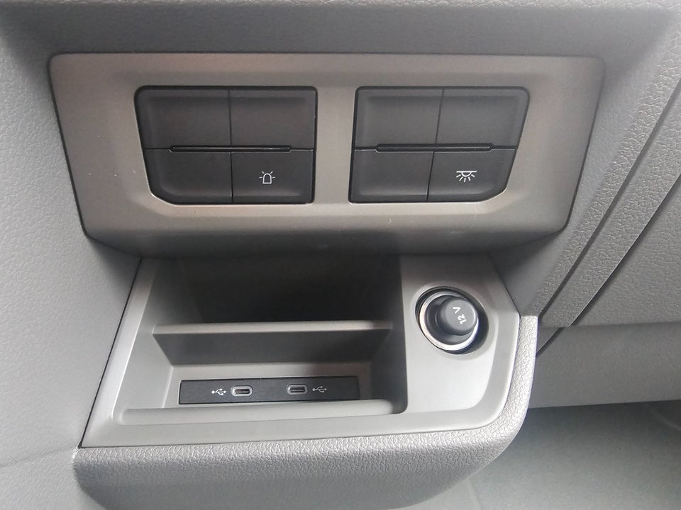 MAN TGE 2,0 3.180 Kassevogn L3H3 aut. FWD