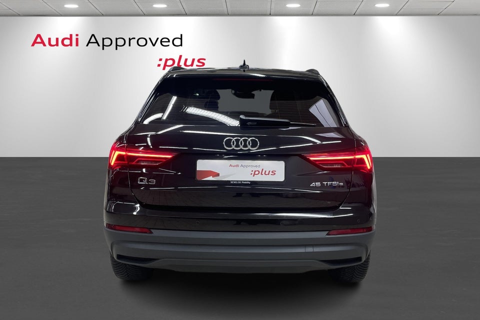 Audi Q3 45 TFSi e Attitude plus S-tr. 5d