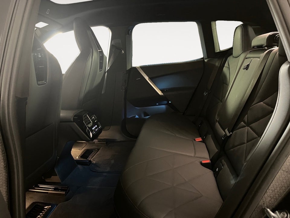 BMW iX xDrive50 Supercharged 5d